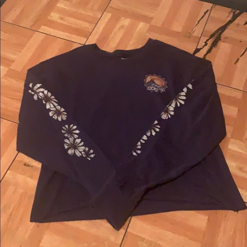 Navy cropped long sleeve